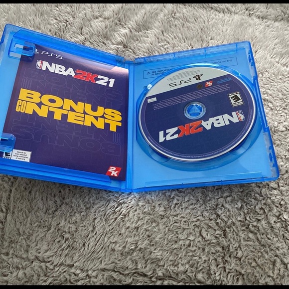 PS4/5 game - Picture 2 of 2